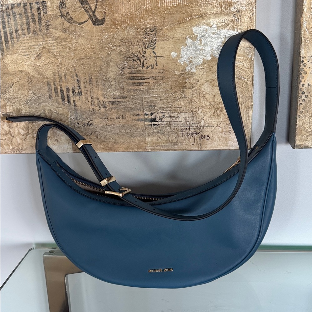 Michael Kors Avra Shoulder Bag - Picture 2 of 11